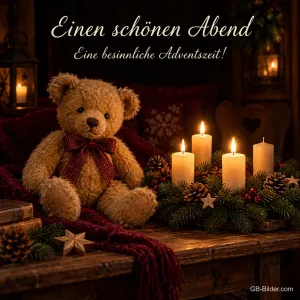 Teddybär mit Schleife neben brennenden Kerzen und Tannengrün, Text: Einen schönen Abend – Eine besinnliche Adventszeit!