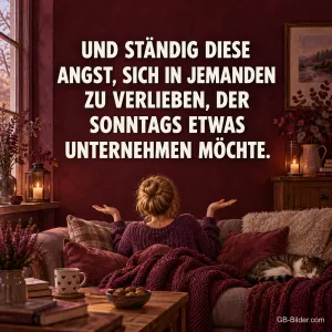 Frau zuckt auf dem Sofa mit den Schultern, lustiger Sonntagsspruch