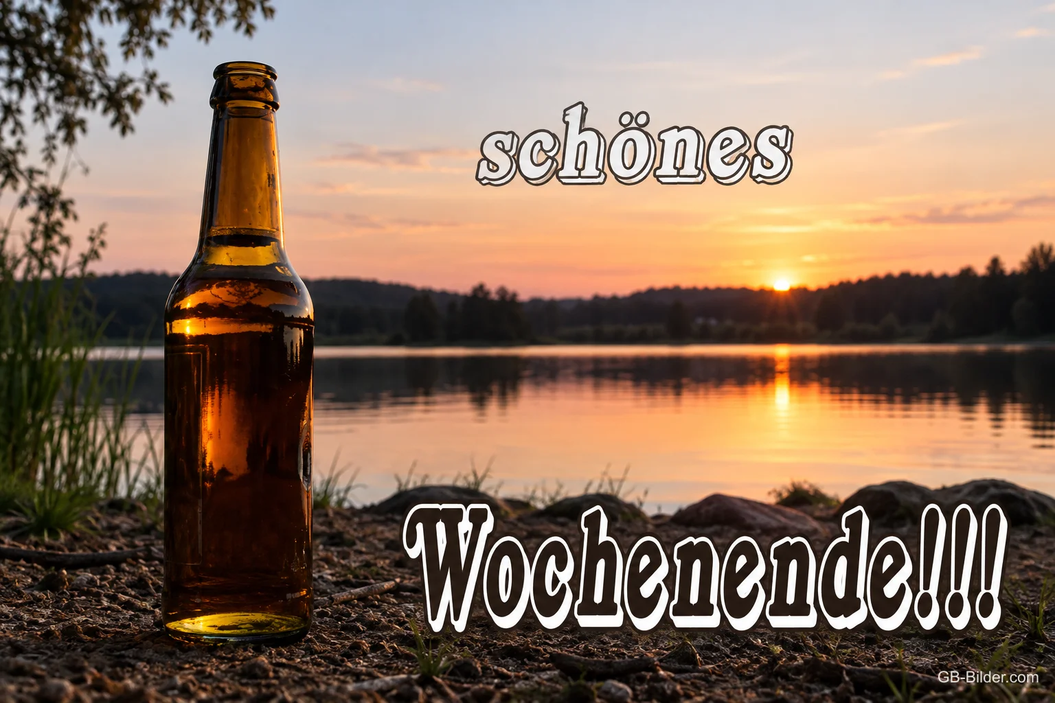 Bierflasche am See im Sonnenuntergang, Text: schönes Wochenende!!!